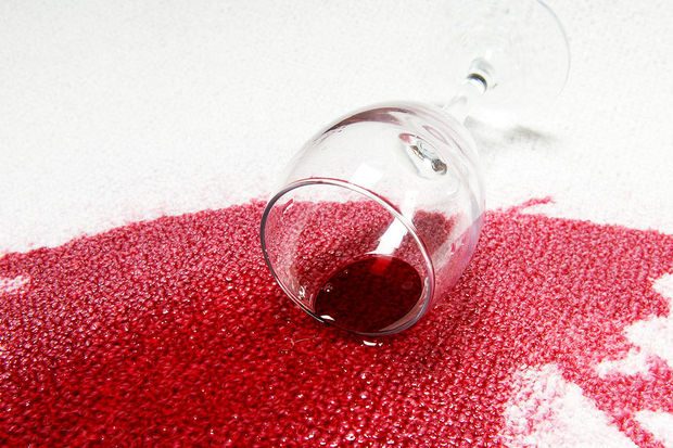 REMOVE AN OLD DRIED RED WINE STAIN